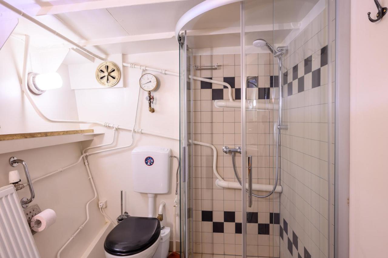 Boatapartment Animathor On Top Location 鹿特丹 外观 照片