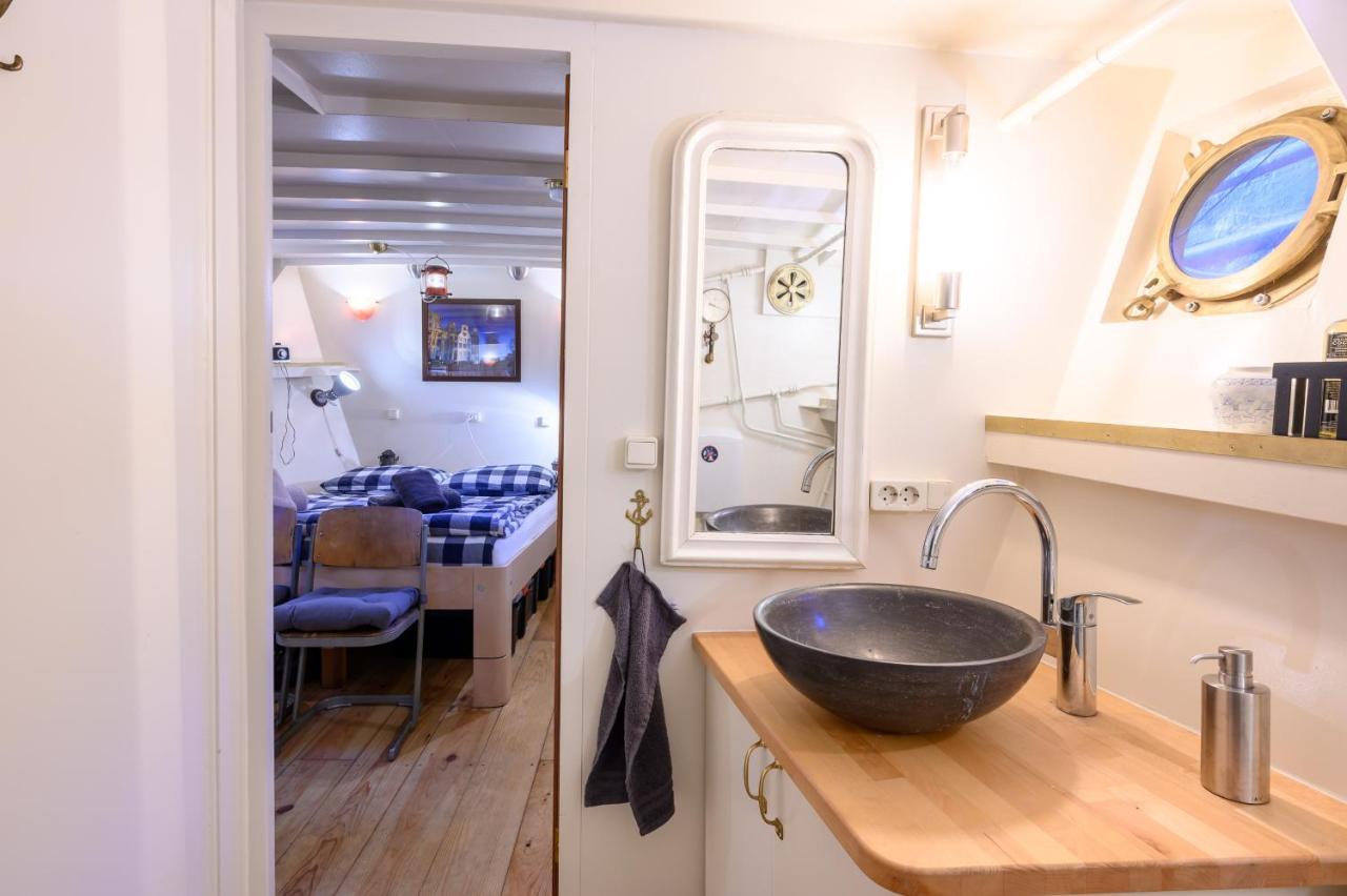 Boatapartment Animathor On Top Location 鹿特丹 外观 照片